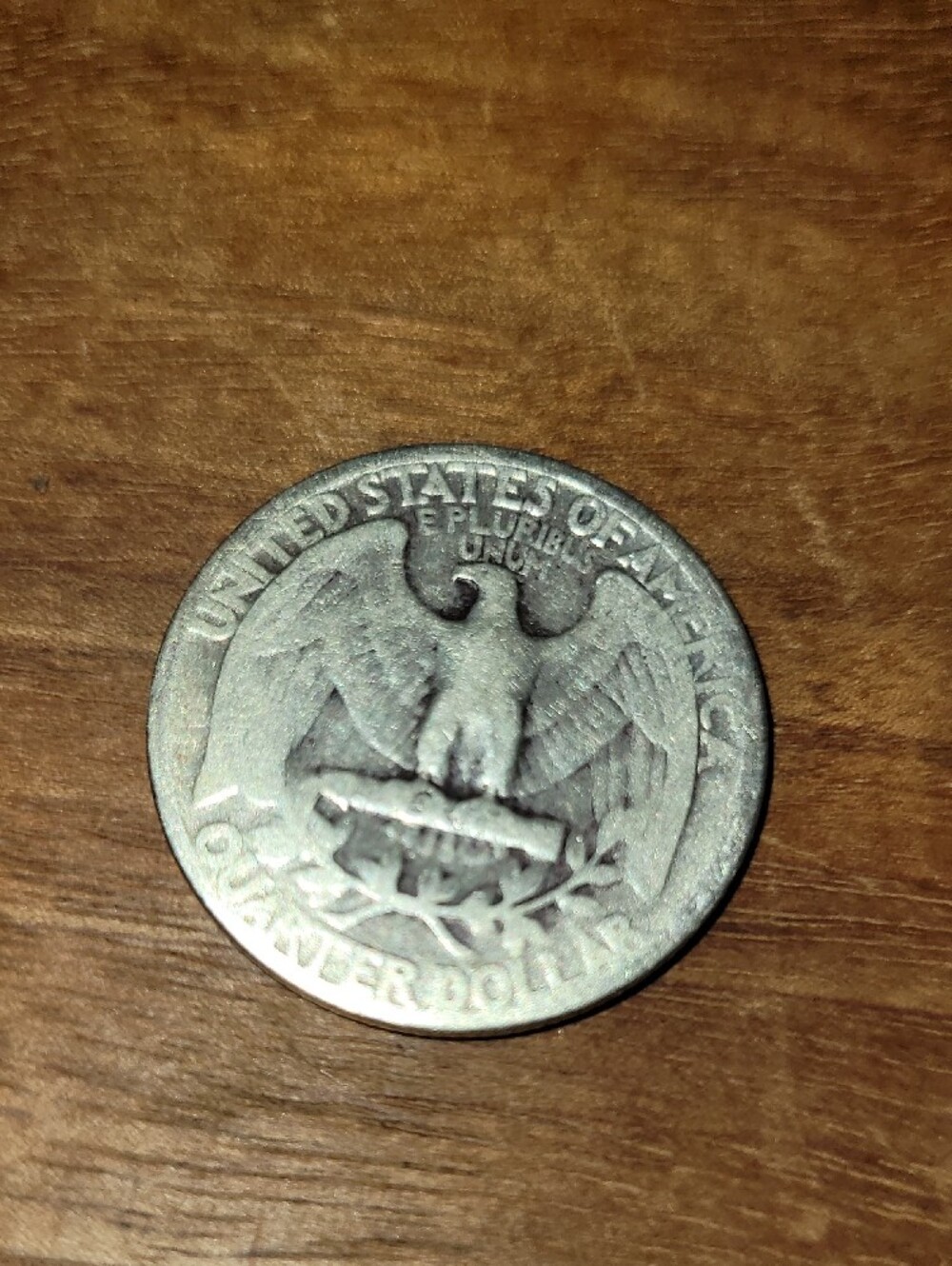 1932 Washington Quarter. 90% Silver - Picture 4 of 5